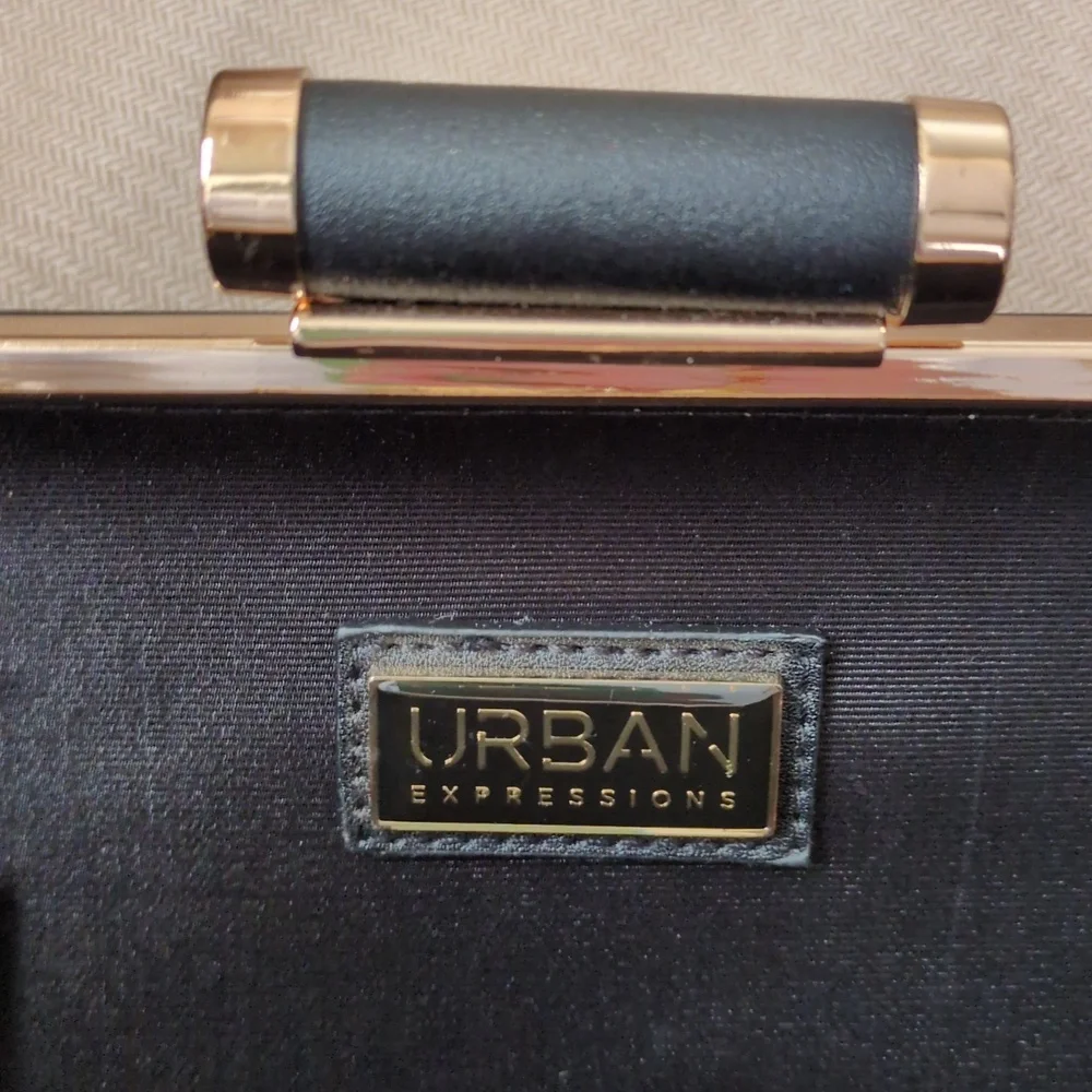 Urban Expressions Bora Bora Evening Bag In Turquoise